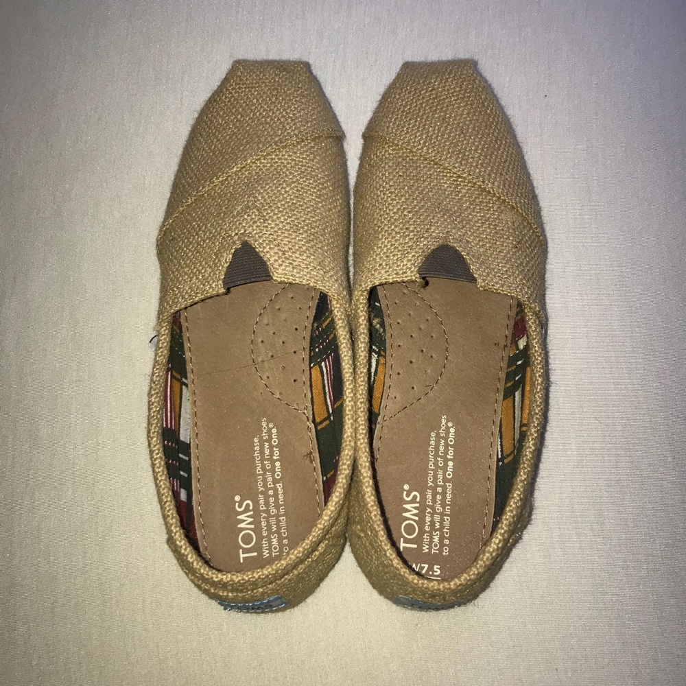 Like brand new!!! Burlap Toms shoes size 7.5